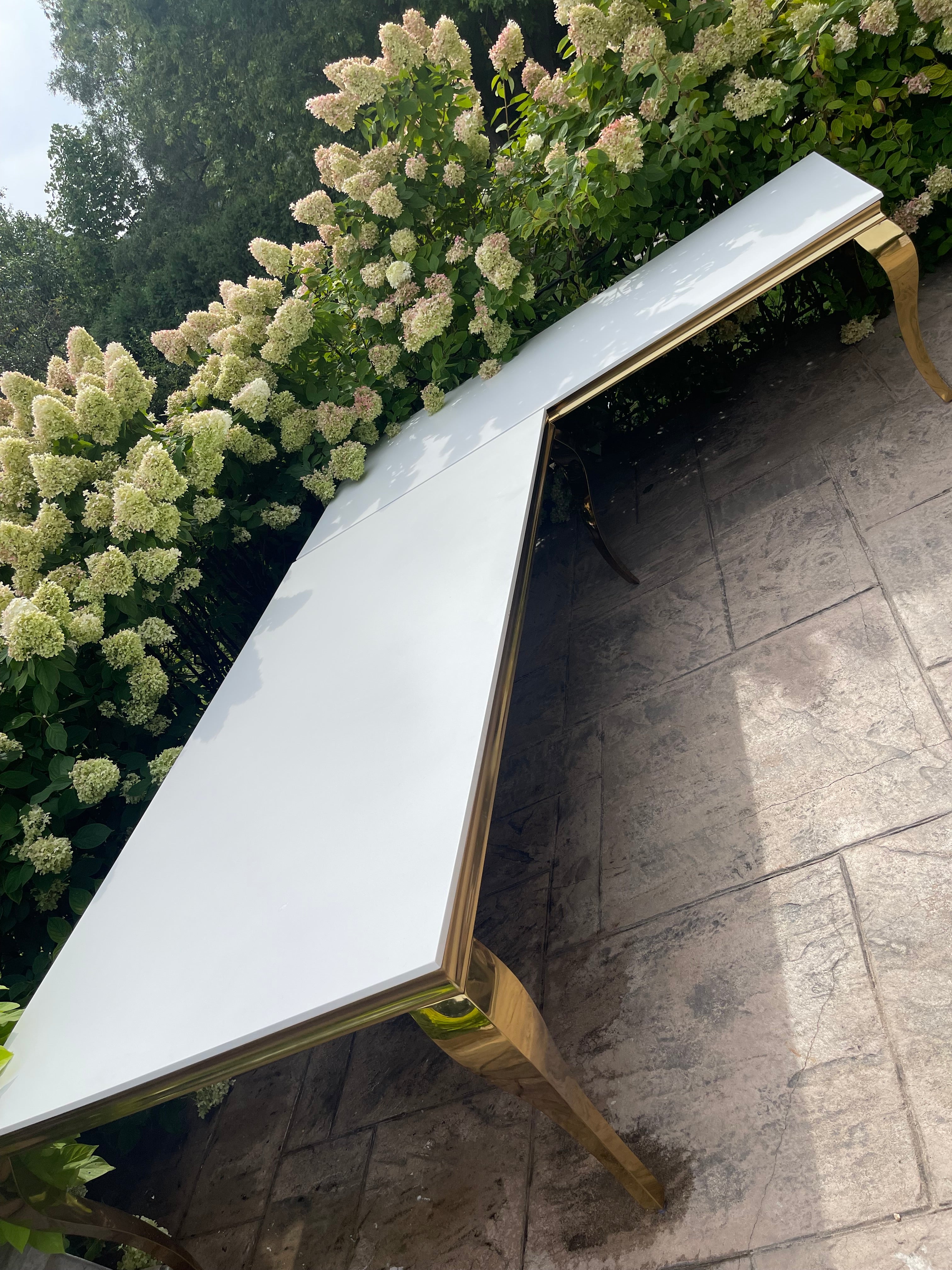 8 FEET GOLD TABLE TOP WHITE